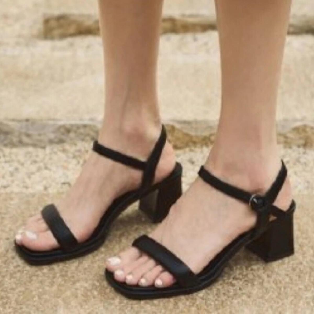 Shoes Female 2023 Hot Sale Open Toe Women's Sandals Square Toe Solid Buckle High Heels Shoes Ladies Slingbacks Chunky He