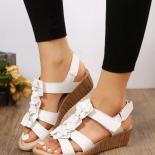 2023 New Spring And Autumn Women's Sandals With One Line Buckle Low Heel Flat Open Toe Muffin Bottom Frosted Leather Sho