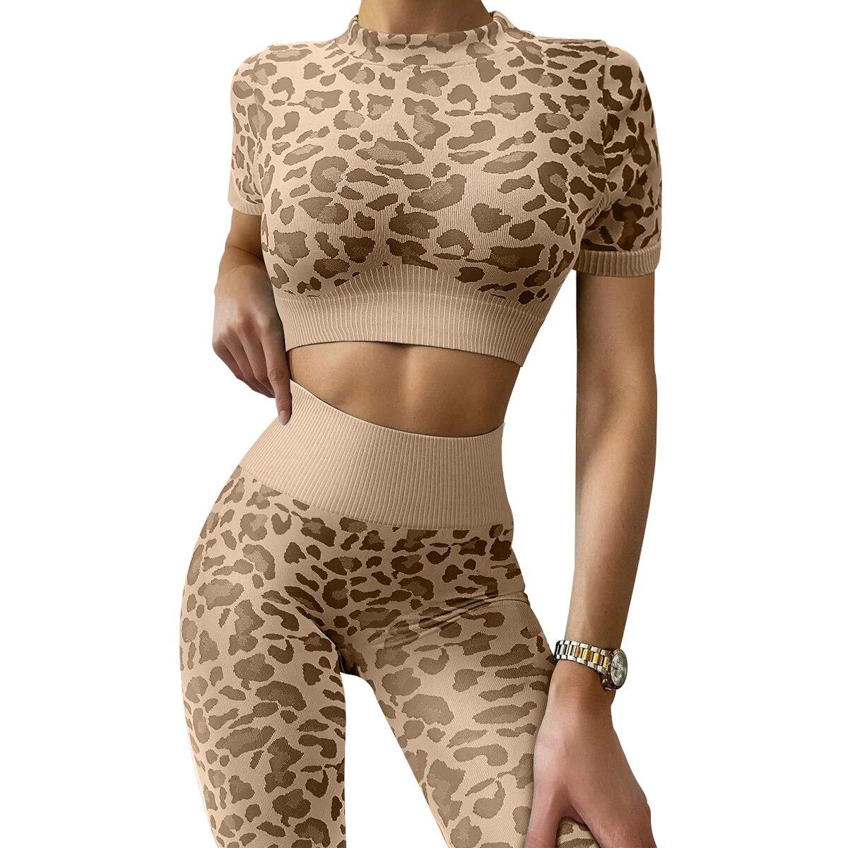 Seamless Leopard Yoga Sets Sports Fitness High Waist Hiplifting Trousers Shortsleeved Suits Workout Gym Leggings Set For