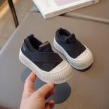 جديد 2024 أحذية رياضية للأطفال بنين بنات في الهواء الطلق حذاء كاجوال بفتحات تهوية للأطفال نعل مسطح أحذية رياضية موضة عدم الانزلا
