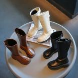 الفتيات أحذية عالية 2024 الخريف الربيع نمط بولي Princess أحذية من الجلد الأطفال موضة بسيطة عدم الانزلاق المنصة أحذية طويلة