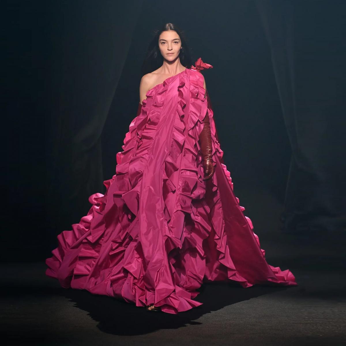 Fashion Ruffle Maxi Prom Gown Rose Red Satin Long Party Dresses For Women 2023 Evening Dresses Fuchsia One Shoulder Gala