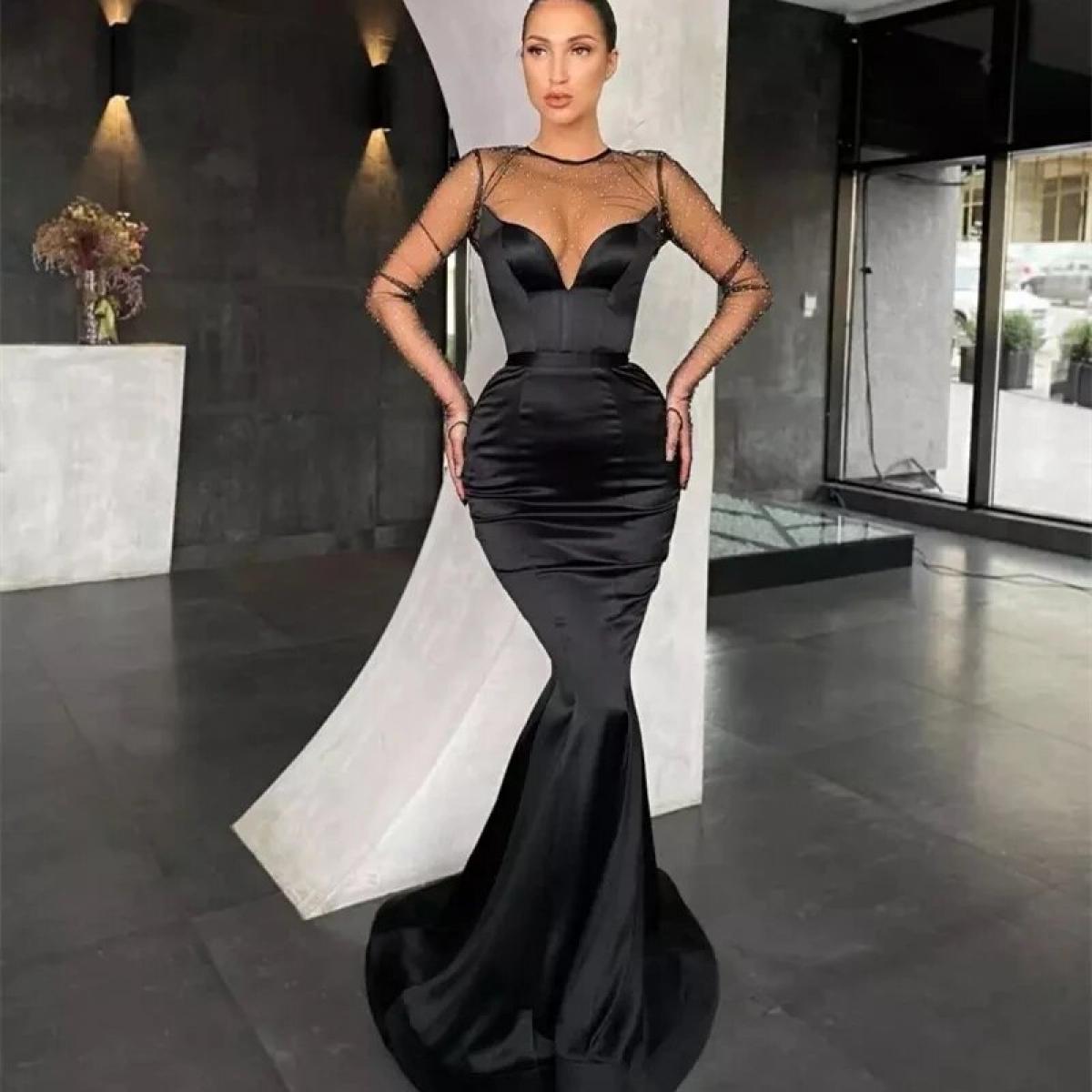 Sparkly Black Long Sleeve Mermaid Prom Dresses  Sheer Oneck Sequined Floor Length Formal Party Evening Gown Satin   Prom