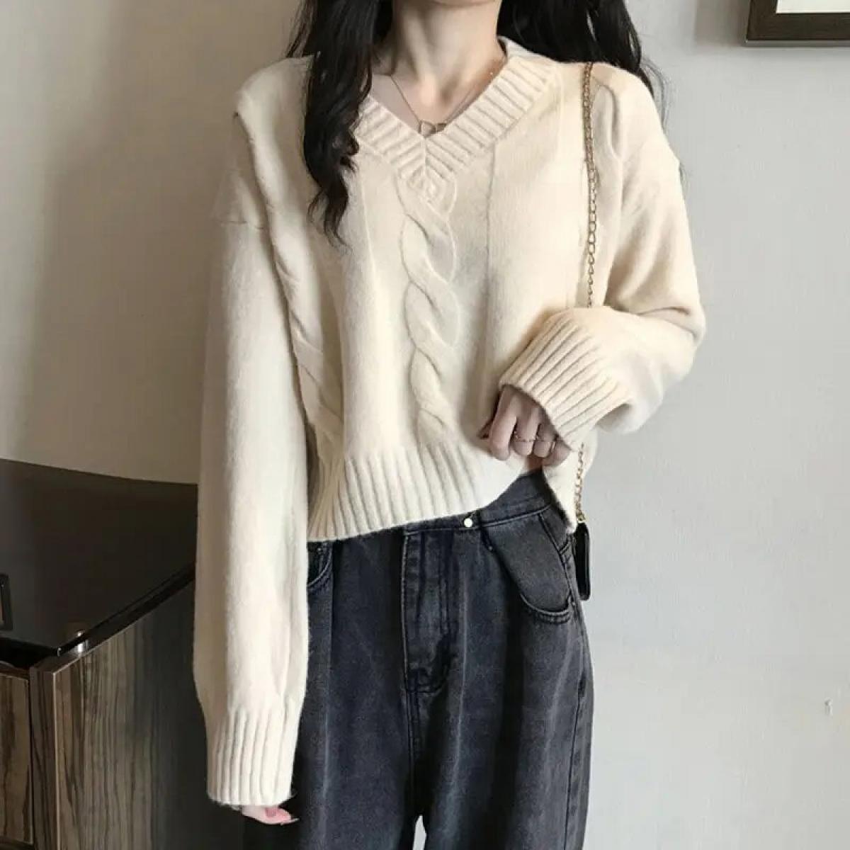 Autumn New Version Classic Twist  Loose V Neck Pullover Knitted Sweater Woman 2023