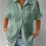 2023 קיץ נשים בצבע אחיד נוח קז'ואל כיס דש חולצה עם שרוולים קצרים camisas de mujer