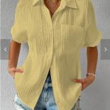2023 קיץ נשים בצבע אחיד נוח קז'ואל כיס דש חולצה עם שרוולים קצרים camisas de mujer