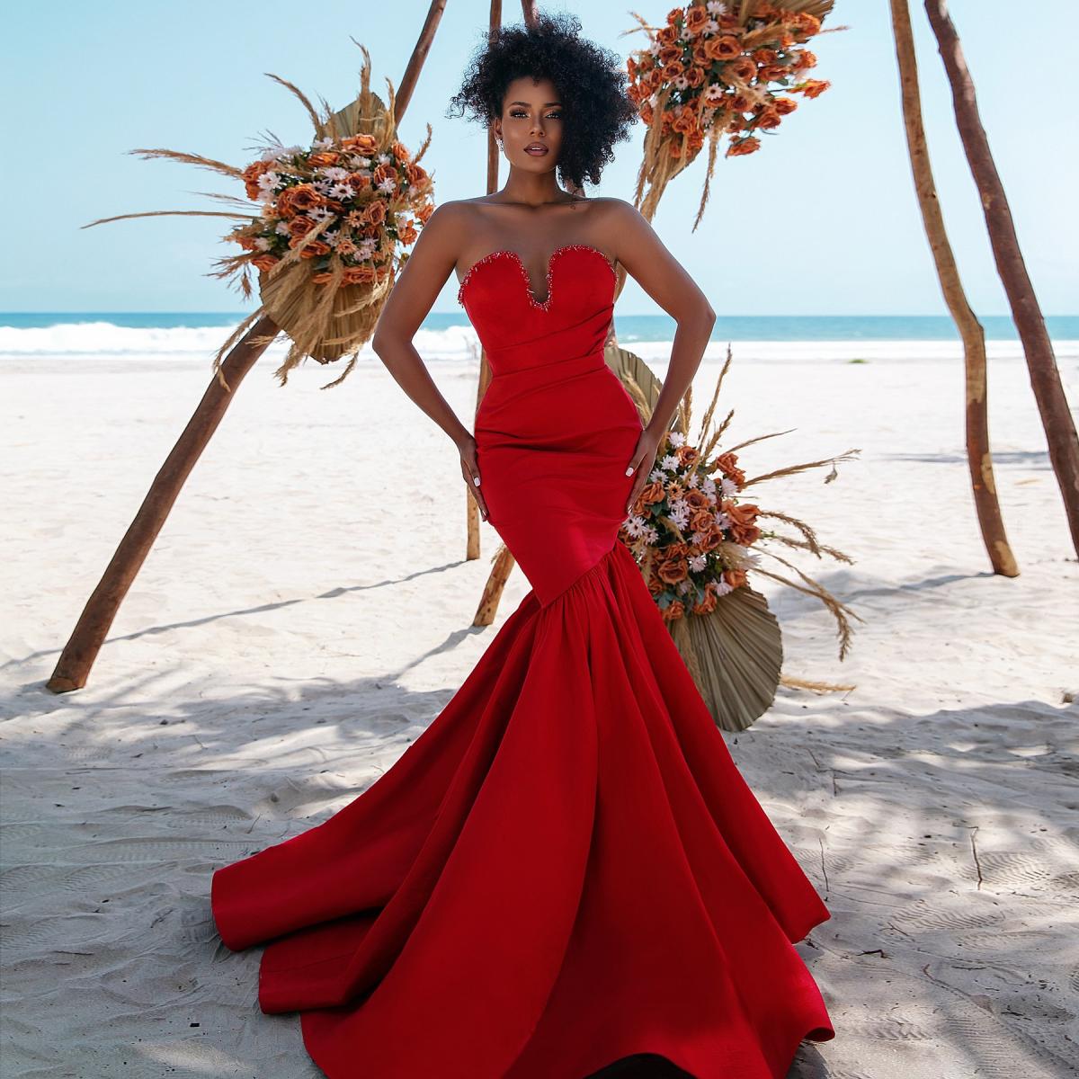 Robe de soiree sirene rouge en Satin Couture a volants sans manches robe de mariee seance photo de plage 2024