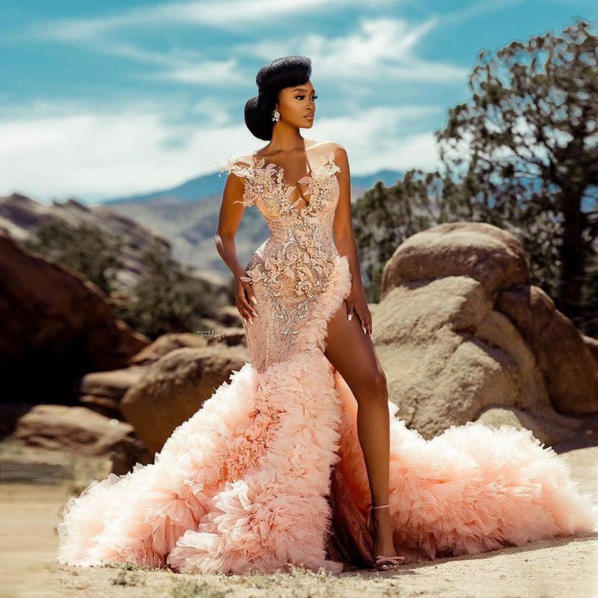 US 228.57 Stunning Beading Prom Dresses Long Mermaid High Slit Celebrity Pageant Gown Evening Dresses Tiered Tulle Appliques Party Description