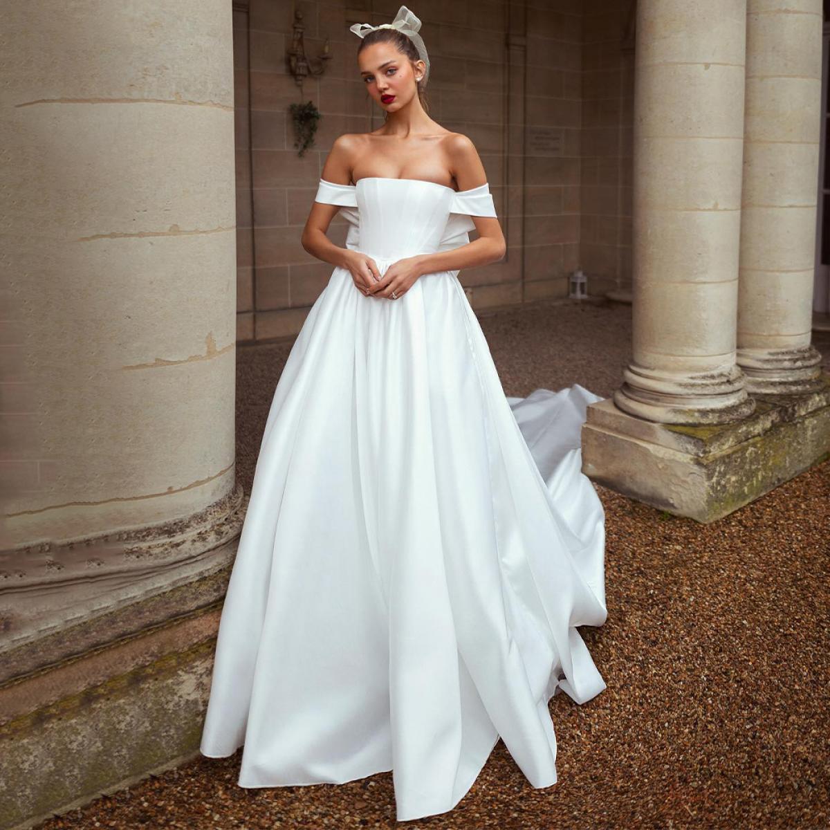 Vestito da sposa off white on sale