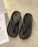  Couple Flip Flops New Soft Soled Beach Shoes
