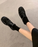Sandálias femininas de verão com fivela a céu aberto Baotou Solid Comforta