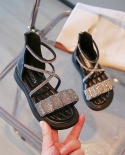 סנדלים נוצצים בנות יהלומים מלאכותיים 2022 חדש קיץ פתוח לילדים אופנה אחורי רוכסן רוכסן יפה נעליים רומיות למסיבה
