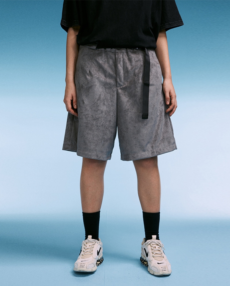 Mens Deerskin Loose Hip-hop Fashion Frock Shorts With Adjustable Buckle