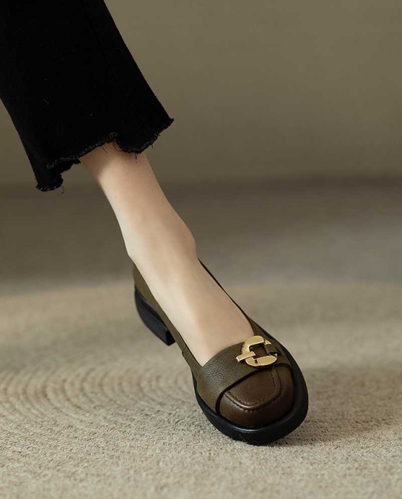 עיצוב נישה  2022 קיץ נעלי נעלי עור קטנות נשים
