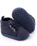 Nouvelle couleur unie décontracté fond souple chaussures de toile de bébé chaussures de bébé chaussures pour tout-petits