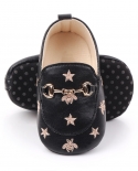 Zapatos casuales de bebé bordados clásicos Zapatos antideslizantes de suela blanda para niños pequeños