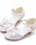 נעלי נסיכות קפואות נעלי עקב לילדים מבריקות נעלי עור ביצועים לבנות קיץ סנדלי בנות חתיכה אחת