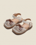 أحذية نسائية صيفية من الجلد الصغير أحذية أطفال باوتو صنادل ناعمة من الأسفل