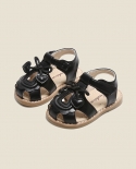 סנדלים לתינוק בן שנה-שנתיים קיץ חדש לילדות נעלי פעוטות לתינוק נעלי אצבע תחתון רך ללא החלקה