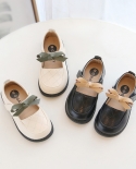 נעלי עור לילדות סתיו חדש בריטית רך תחתון נעלי נסיכה לתינוק קשת נעלי ילדים שחורות