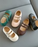 Nuevos zapatos de cuero para niñas, zapatos de princesa para niños de fondo suave con punta redonda fina de verano