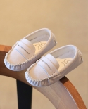 Zapatos de gorro de cuero nobuk de moda para niños Zapatos de cuero sin cordones de primavera Zapatos casuales