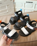 Sandalias negras casuales para niños Zapatos casuales de moda de suela suave para niños de verano