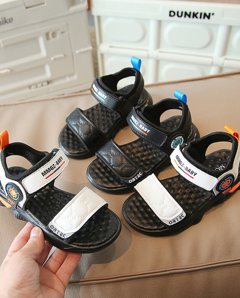 Sandalias negras casuales para niños Zapatos casuales de moda de suela suave para niños de verano