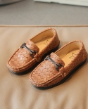 Zapatos de cuero de moda de estilo retro para niños Zapatos informales de gorro sin cordones de suela suave para niños