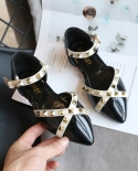 أزياء الأطفال برشام أحذية جلدية بنات الأميرة أحذية وأشار اصبع القدم الأحذية المسطحة عارضة