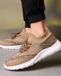 New Spring Socks Shoes Men Sneakers Knitted Lace Up Running Shoes Breathable Outdoor Men Casual Footwear Light Cozy Spor
