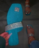 New  Bright Diamond Slippers Springsummer Single Finger Rhinestone Candy Color Flat Women Sandals Durable Beach Non Sli