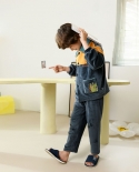 بيجامات أطفال جديدة مخملية فائقة النعومة وخياطة متباينة اللون ملابس منزلية للأولاد