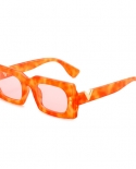 ريترو نظارات شمسية مربعة الشكل للنساء 2022 موضة فاخرة على شكل حرف V نظارات شمسية للرجال مستطيلة جيلي عتيقة ظلال Uv