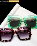 Womens Sunglasses Oversized Trendy Fashion Design 2022 Sunglasses Square Chain Luxury Sunshade Women Uv400 Oculos De So