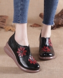 Women Casual Lined Snow Boots Flat Booties Warm Winter Boots For Women Retro Floral Platform Boots Gothic Shoes Zapatos 