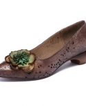 Gykaeo Mother Comfort Low Heels Genuine Leather Pumps Women Shoes 2022 New Spring Retro Handmade Pointed Toe Flower Ladi