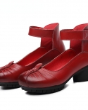 2022 אביב סתיו סגנון לאומי נשים נעלי עור אמיתיות עם עקב עם מרובע אישה עגולה בוהן רצועת קרסול משאבות wom