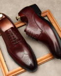 2022 nuevos zapatos de vestir para hombre Oxford de cuero genuino zapatos brogue clásicos negro marrón con cordones zapatos form