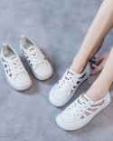 Sandalias de cuero para mujer verano 2022 nuevos zapatos transpirables de suela suave zapatos planos huecos para mujer antidesli