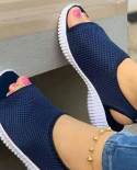 2022 New Summer Womens Sandals Round Toe Open Toe Flat Sandals Lightweight Breathable Mesh Casual Shoes Slip On Shoes W
