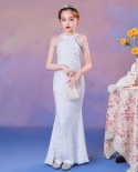 نموذج فستان الأميرة المنصة للأطفال فستان سهرة فستان فتاة مضيفة ذيل السمكة مطرزة
