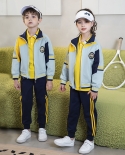 Abbigliamento sportivo con cerniera blu con cerniera a maniche lunghe per bambini in tre pezzi