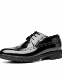كلاسيك بروغ أحذية للرجال كامل الحبوب جلد طبيعي مصمم ريترو براءات الاختراع والجلود رجل الأعمال اللباس أحذية بريطانية