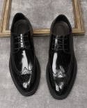 كلاسيك بروغ أحذية للرجال كامل الحبوب جلد طبيعي مصمم ريترو براءات الاختراع والجلود رجل الأعمال اللباس أحذية بريطانية