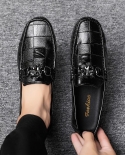 נעלי גברים מותג חורף חמימות בתוספת קטיפה נוחה עמיד למים אופנה פשוטה קלת משקל שחור קזואה תחרה חיצונית