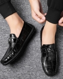 נעלי גברים מותג חורף חמימות בתוספת קטיפה נוחה עמיד למים אופנה פשוטה קלת משקל שחור קזואה תחרה חיצונית