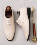 New Men British Vintage Pointed Lace Up Brogue Oxford Formal Male Wedding Prom Homecoming Shoes Sapato Social Masculino 