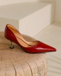 2022 الربيع أحذية بسيطة امرأة أشار تو فستان الحفلة الراقصة مضخات الانزلاق على أحذية جلدية أنيقة مضخة اللون الأحمر