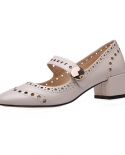 حذاء Mezereon Mary Jane ذو كعب متوسط ​​بمقدمة مربعة للنساء ومضخات من جلد البقر للسيدات حذاء بروغ بتصميم أنيق حذاء Zapato